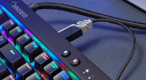 Corsair K70 LUX RGB - Clavier Mécanique Gaming