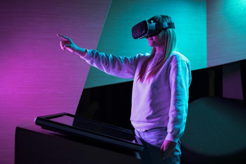 Les Principaux Cas d'Utilisation de la Réalité Virtuelle sur le Lieu de Travail