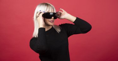 Nouveaux Spots Publicitaires de Meta : Les Ray-Ban Meta Glasses au Super Bowl
