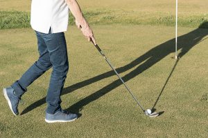 GOLF+ intègre le suivi de votre putter réel avec le stylet tracé de Logitech