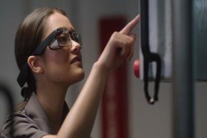 Google présente des lunettes intelligentes à la pointe de l'IA avec affichage tête haute