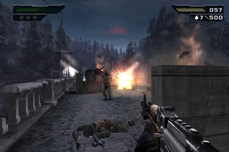 Critique de Into Black Un FPS Sci-Fi Qui Atteint Sa Cible