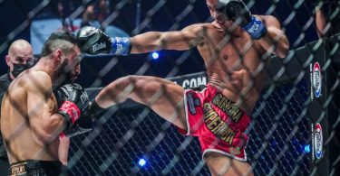 Montez sur le Ring et Affrontez l'Impossible dans Boxing Underdog