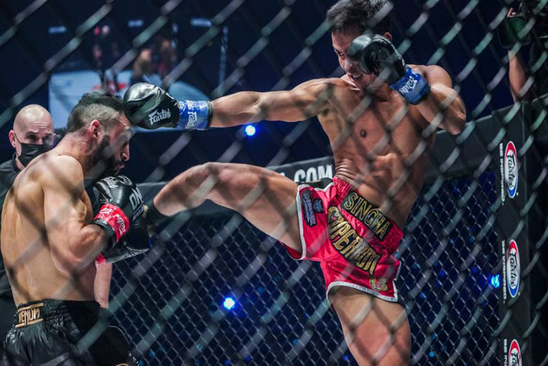 Montez sur le Ring et Affrontez l'Impossible dans Boxing Underdog
