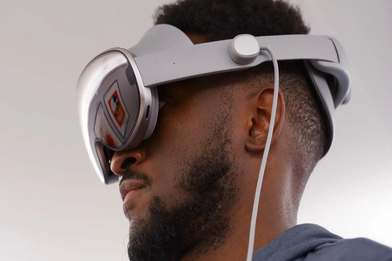 Une fuite dévoile Samsung Galaxy XR équipé de manettes